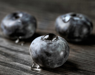 blueberries on a wooden table