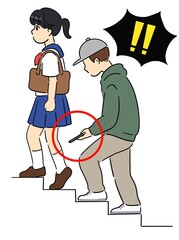 階段で盗撮される制服の女の子