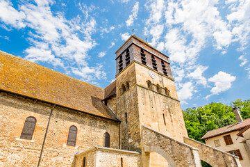 L' Abbatiale de Saint-Chef