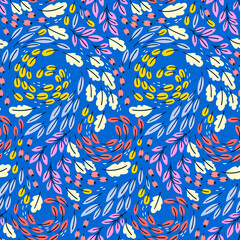 Bright seamless pattern with autumn leaves. Fall background. 