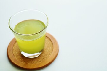 涼しい冷茶　緑茶　