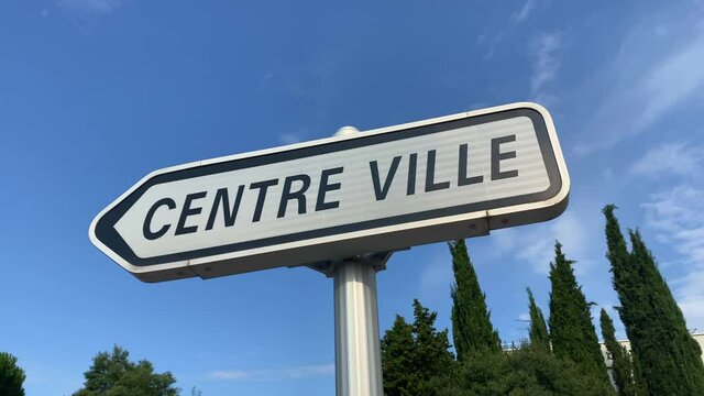 "Centre Ville" road sign, French for "city center"
