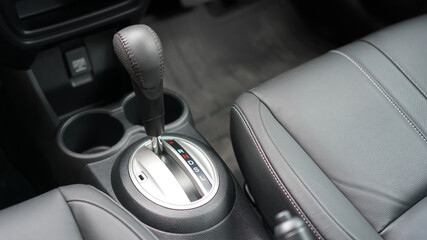 Car gear stick on parking mode, Mechanism of switching modes of automatic transmission car