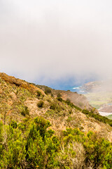 Paisaje con montaña y la costa de Fondo en Teno Alto, isla de Tenerife