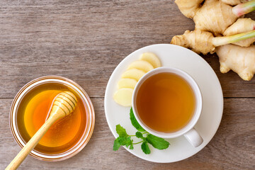 Ginger tea with honey and mint leaf