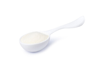 Collagen peptides powder in spoon isolated on white background. Natural supplement for human skin, bones and joints concept. Clipping path. - obrazy, fototapety, plakaty