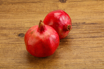 Fresh ripe and sweet pomegranet fruit