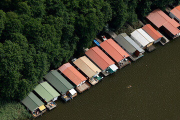 Mirow, Mirower See, Bootshaeuser, Mecklenburg-Vorpommern, Deutschland, Luftaufnahme aus dem Flugzeug 