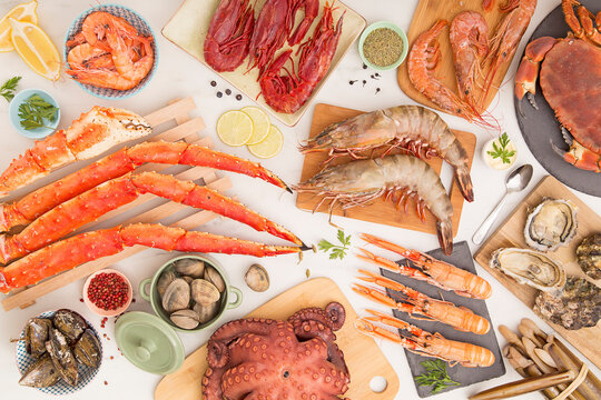 marisco, cangrejo, langostinos, cigalas, carabineros, gambas, pulpo, almejas, ostras y especias