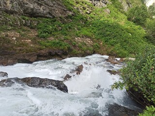Amazing Fresh water from the Rock Mountain