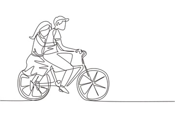 Fototapeta na wymiar Continuous one line drawing romantic couple. Happy couple is riding bicycle together. Happy family concept. Intimacy celebrates wedding anniversary. Single line draw design vector graphic illustration
