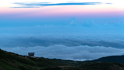 朝焼けと雲海