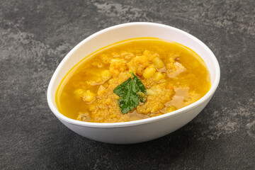 Pea soup with smoked meat