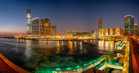 Fototapeta premium Victoria Harbour & West Kowloon at Night, Hong Kong.