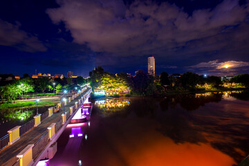Fototapeta premium The First Bridge of Chiang Mai (Jansom Bridge) is Near Warorot Market View