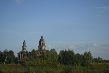 the building of the Orthodox church with domes