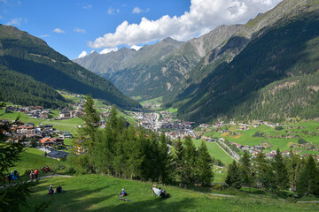 Fototapeta na wymiar Beautiful Otztal valley in the Alps