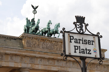 Brandenburger Tor Pariser Platz Berlin © Maina