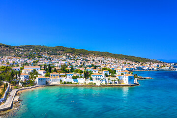 Obraz premium View of the amazing island of Spetses, Greece.