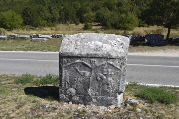 Kamienie Rzymskie, Mala, Velika, wieś, wioska, osada, Crljivica, Stecci, na Liście UNESCO, światowego dziedzictwa, Średniowieczne, cmentarze, nagrobne  © Albin Marciniak