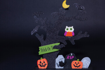 Halloween Pumpkins, Owl, Bats, Headstones