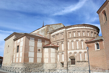 Fototapeta na wymiar Church of Santa Maria in Olmedo, Spain 