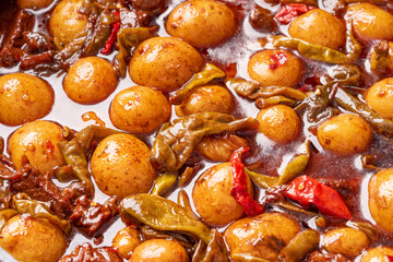 Roasted small potatoes with beef sauce