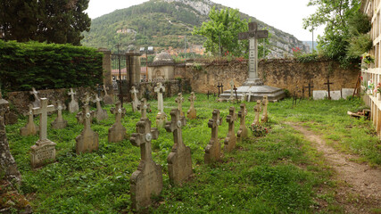Fototapeta na wymiar Cementerio, Iglesia abacial de San Salvador, Monasterio San Salvador de Oña, Burgos, España