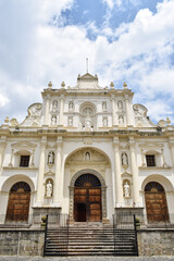 Fototapeta na wymiar Fachada de la catedral de San Jose en Antigua Guatemala.
