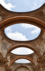 Cupulas de las ruinas de Santa Clara. Antigua Guatemala.