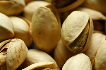 Pistachios are a great source of healthy fats, fiber, protein, antioxidants  and various nutrients including vitamin B6 and thiamine