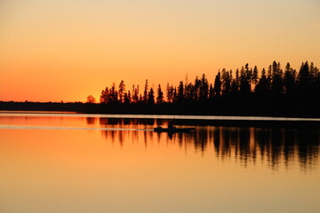Fototapeta premium Glow Behind The Island, Elk Island National Park, Alberta