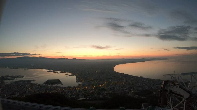 タイムラプス撮影  函館山山頂から望む函館の夜明け