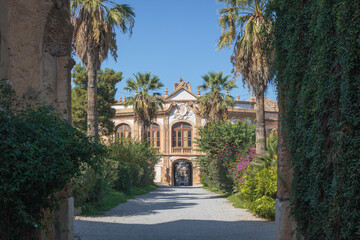 Fototapeta na wymiar Bagheria, Sicilia. Facciata con ingresso di Villa Palagonia 