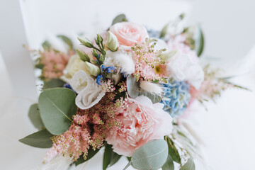 Brautstrauß, Blumenschmuck bei der Hochzeit