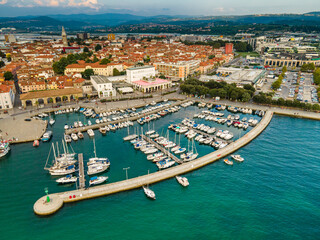 Fototapety na wymiar - Fototapeta24.pl