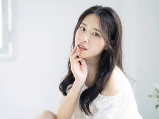 女性ポートレート　美容イメージ