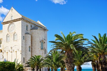 Trani Apulien