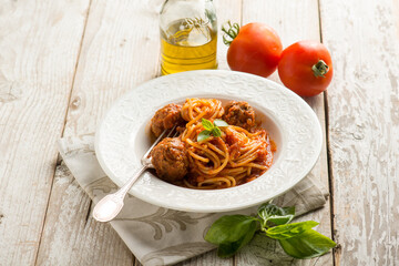 spaghetti with meatballs and tomato sauce