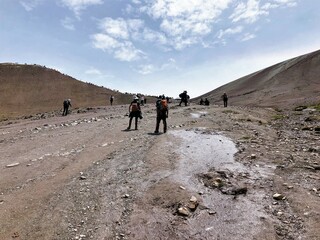 [Peru] The trail of Vinicunca mountain (Rainbow mountain)