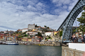 PUENTES SOBRE EL RIO DUERO EN OPORTO, PORTUGAL