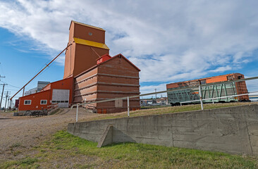 Fototapeta na wymiar Grain elevator in the town of Nanton, Alberta, Canada