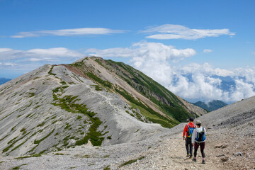 素晴らしい登山道を進む