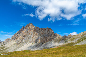 Obraz premium Trekking ai piedi di Rocca la Meja (Valle Maira – Cuneo)