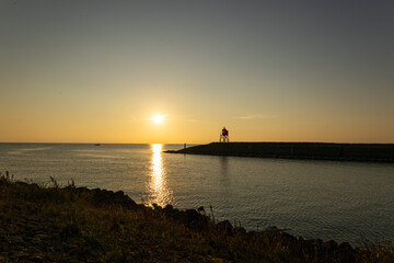 Ijsselmeer bij zonsondergang