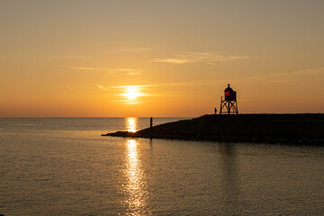 Ijsselmeer bij zonsondergang