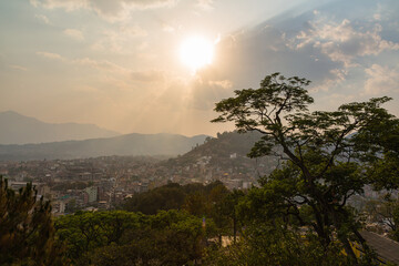 ネパール　カトマンズのスワヤンブナート寺院のある丘から見える市街地の街並み