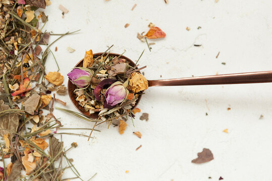 medicinal herbal tea with rose, herbal tea for medicinal drink, herbal medicine