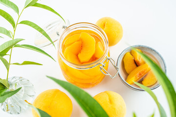 Summer delicacy canned frozen yellow peach