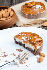 shortbread dough tartlets with cottage cheese cream